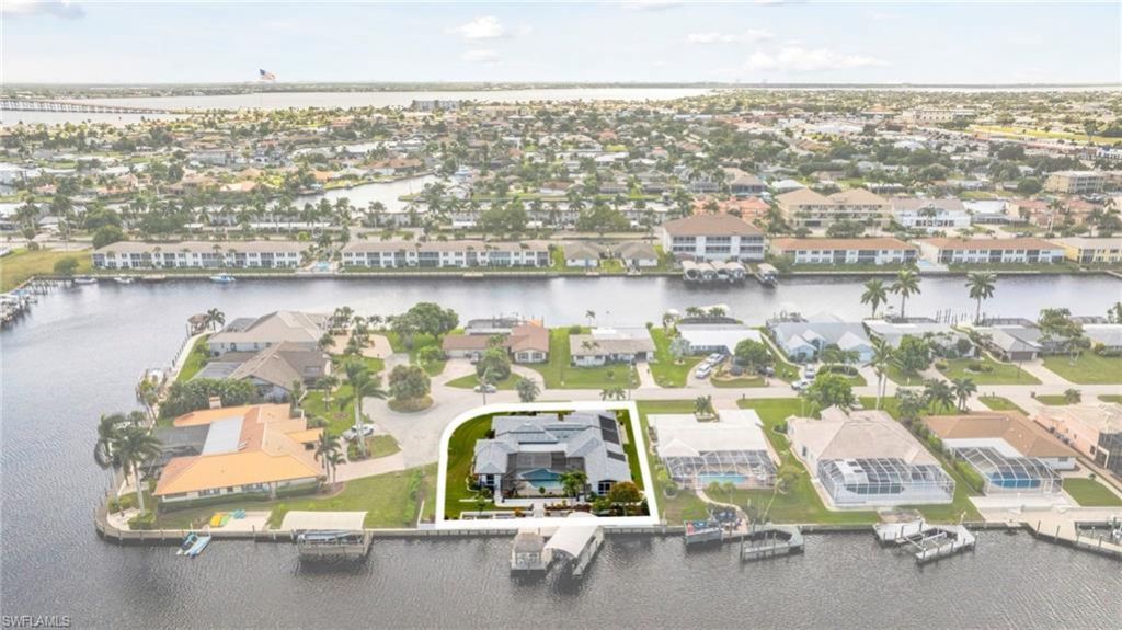 1721 SE 41st St , Cape Coral, FL 33904 Photo