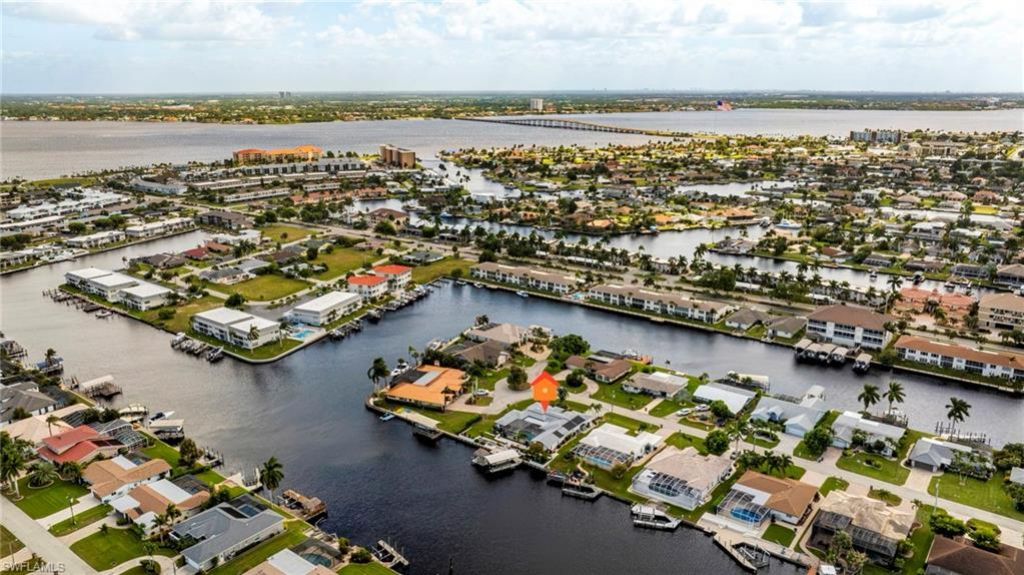 1721 SE 41st St , Cape Coral, FL 33904 Photo