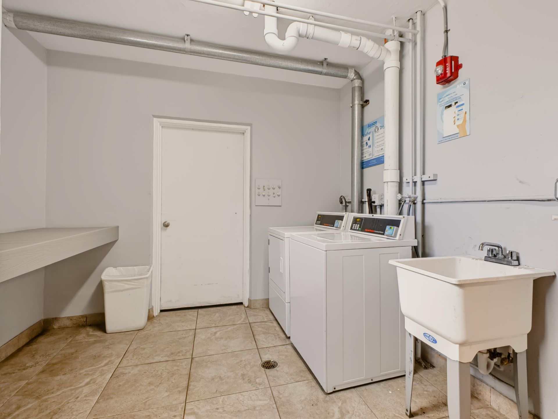 1425 Atlantic Shores Boulevard, Unit 307, Hallandale Beach, FL 33009 Photo