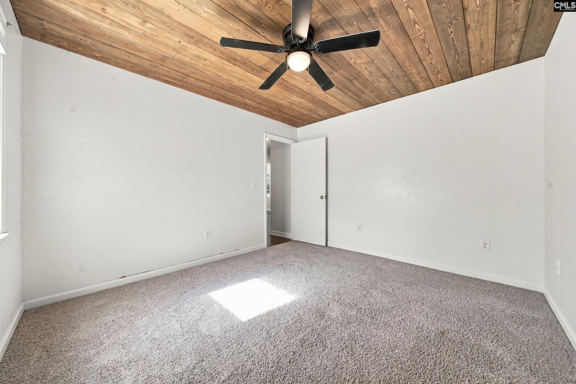 525 Foremost Drive  Photo 20