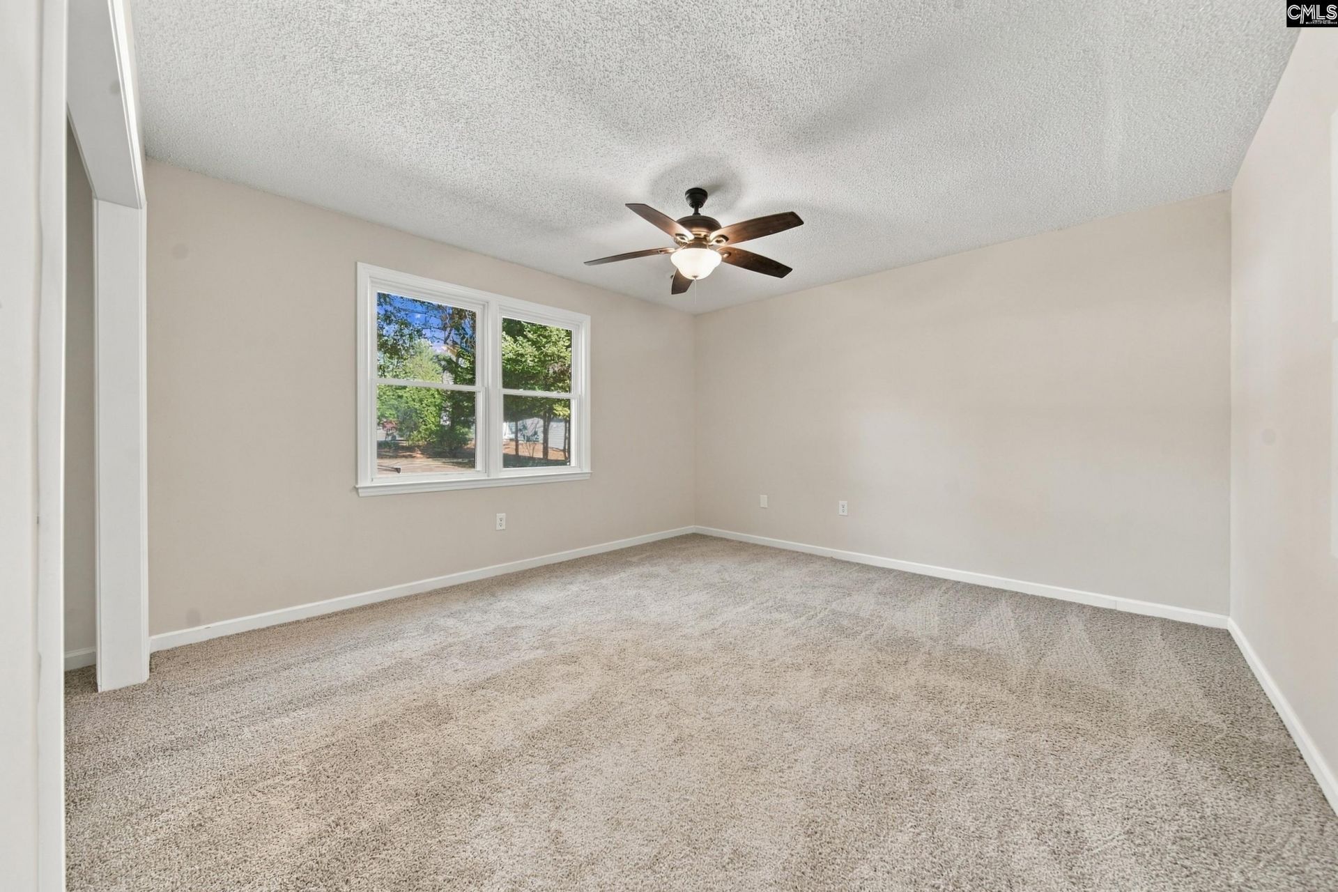 525 Foremost Drive  Photo 26