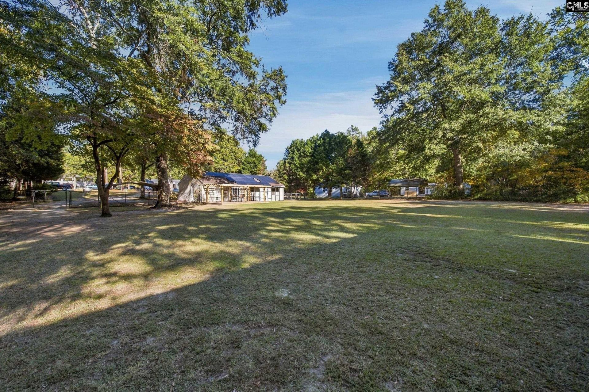 525 Foremost Drive  Photo 38