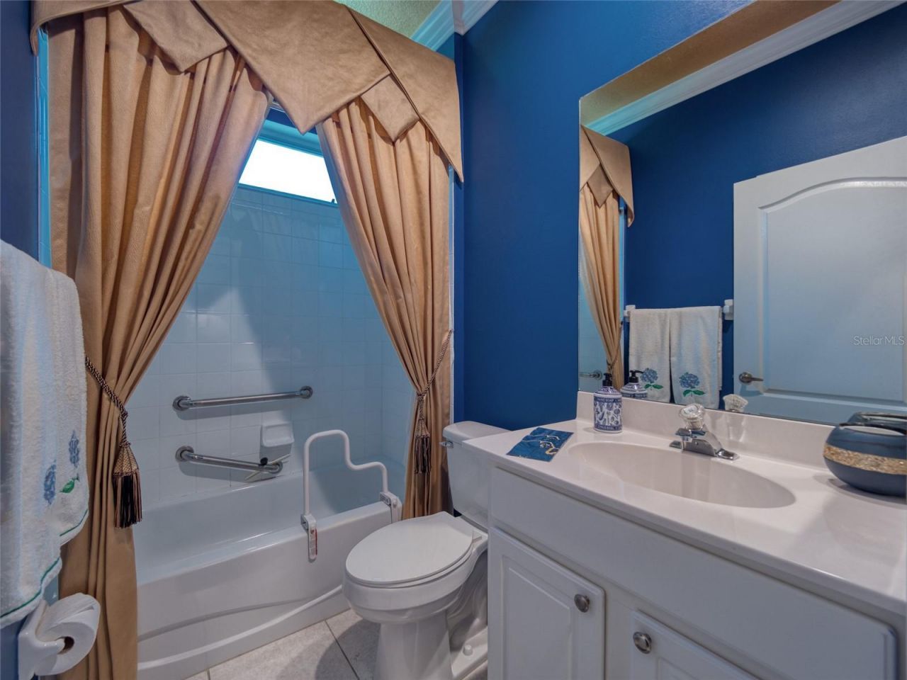 8496 Idlewood Court , Lakewood Ranch, FL 34202 Photo