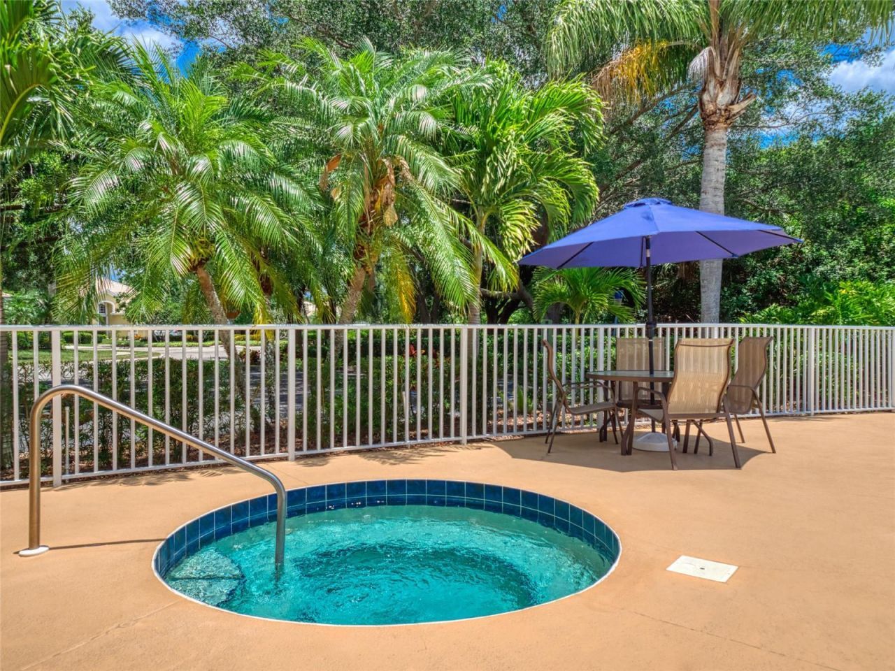 8496 Idlewood Court , Lakewood Ranch, FL 34202 Photo
