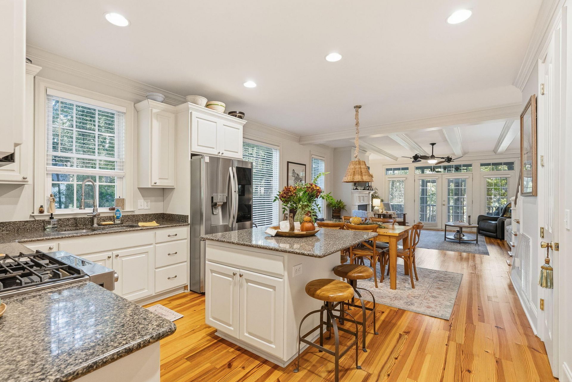 215 Summer Breeze Way Photo 31