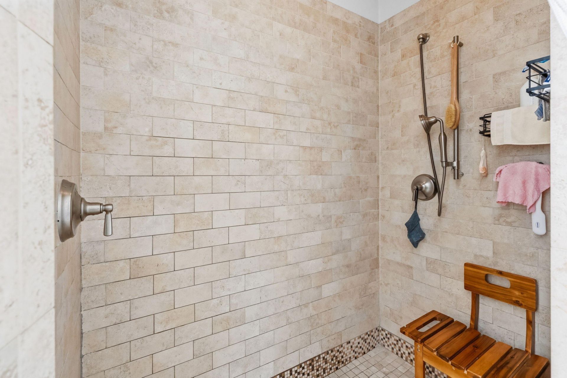 215 Summer Breeze Way Photo 39