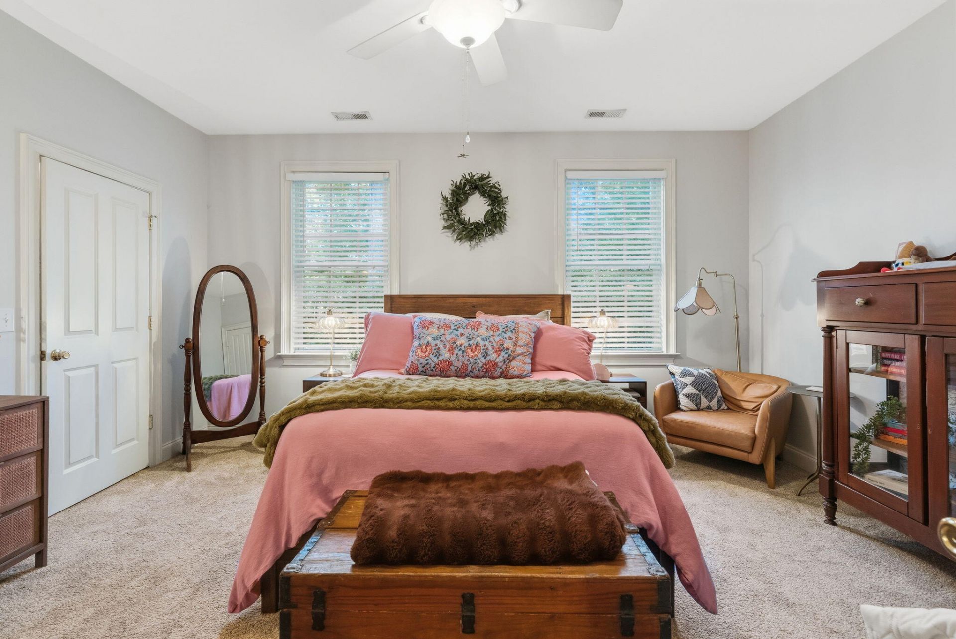 215 Summer Breeze Way Photo 42