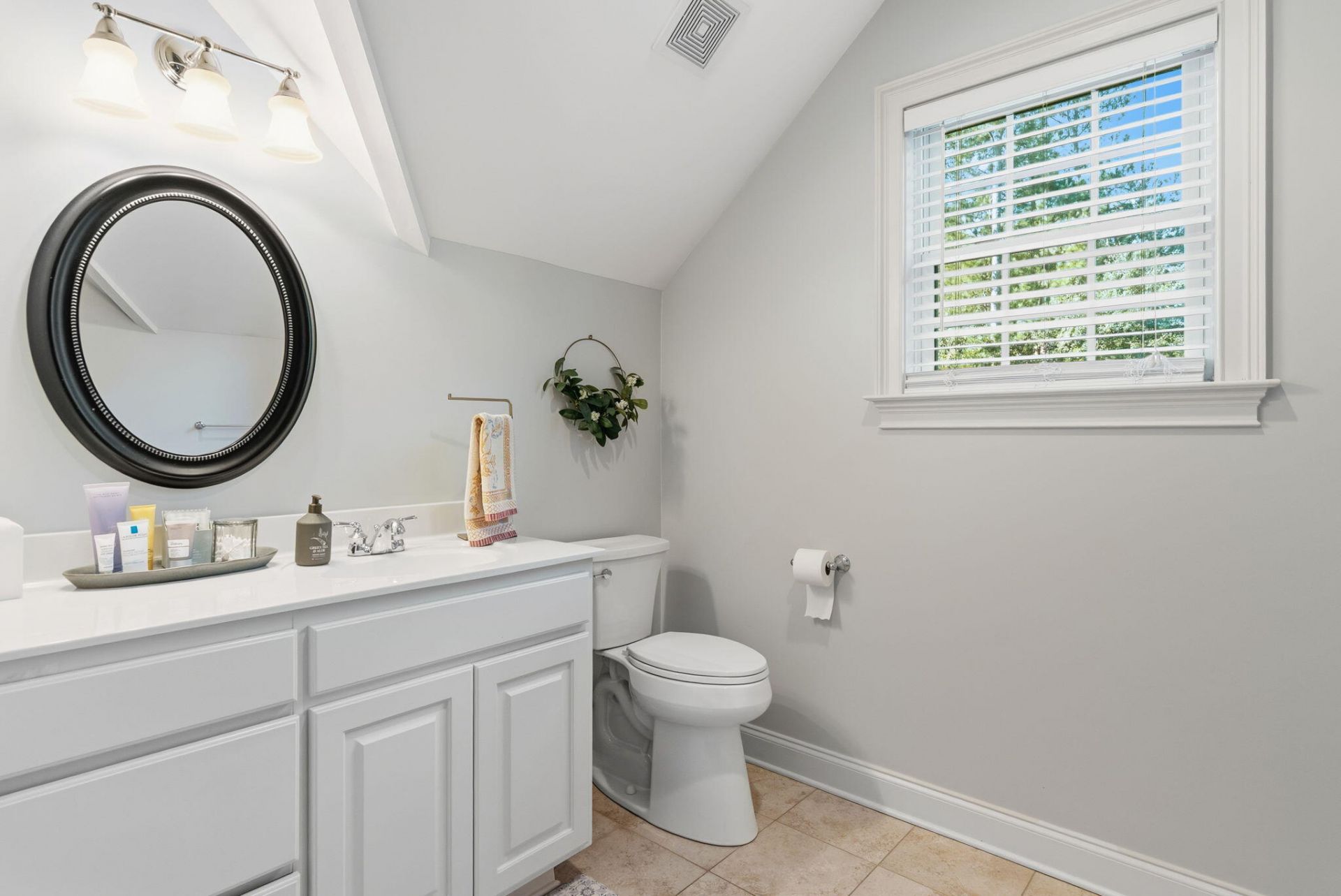 215 Summer Breeze Way Photo 43