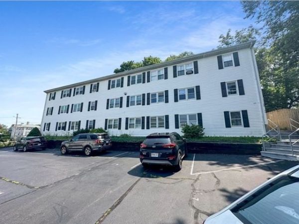 479 Durfee St, Unit 11, Fall River, MA 02720