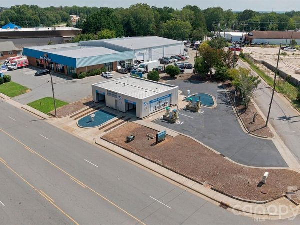 1110 16th Street , Hickory, NC 28601