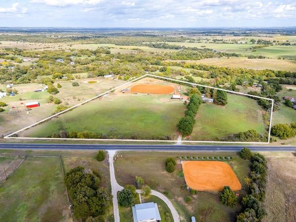 4001 E Fm 4 , Cleburne, TX 76031