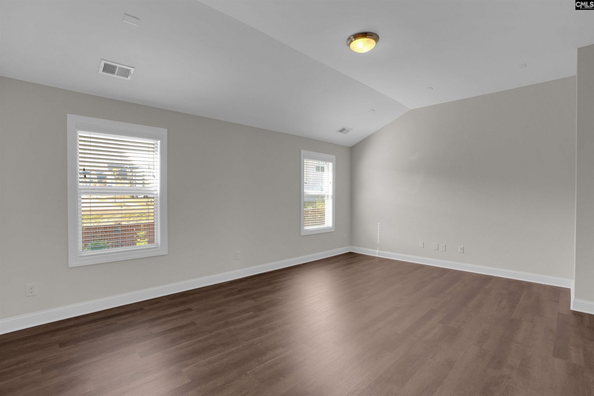 137 Milkweed Road Photo 32
