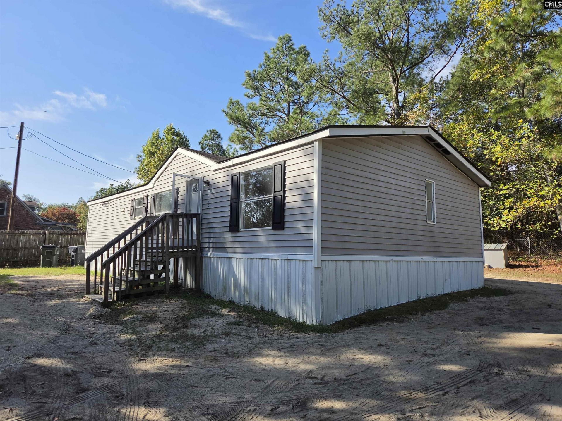 1115 Kenneth Drive  Photo 4