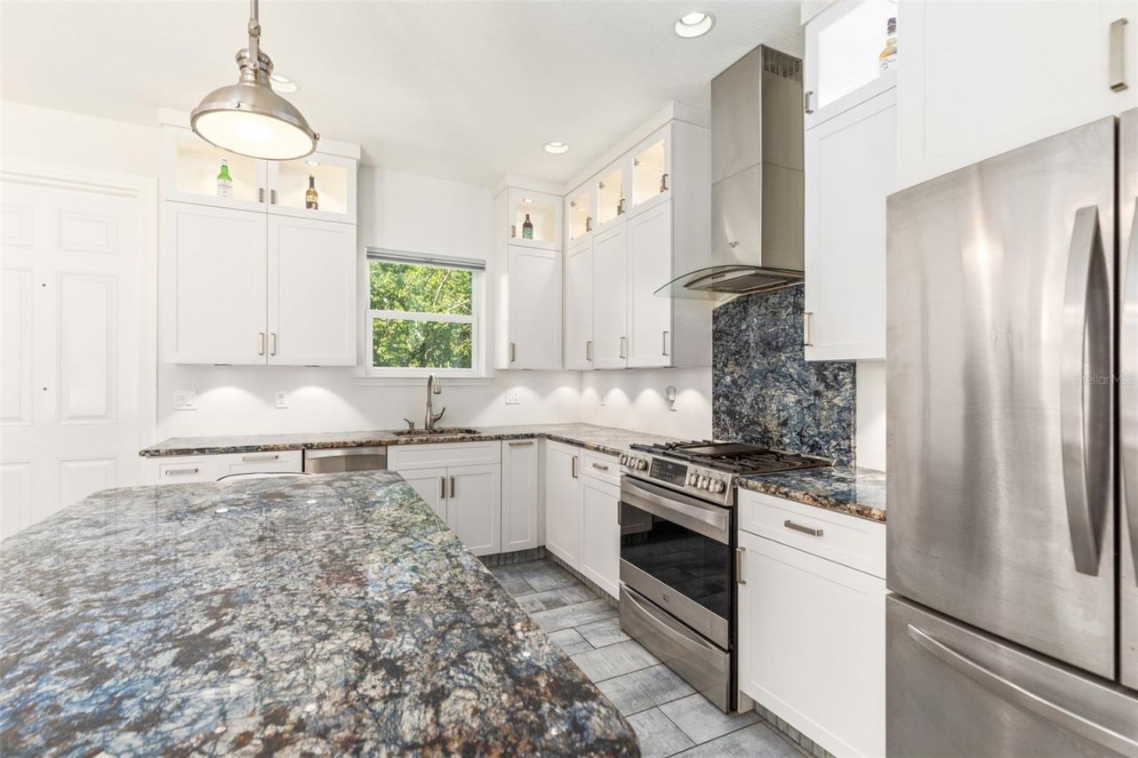 6914 S Wall Street, Tampa, FL 33616 Photo