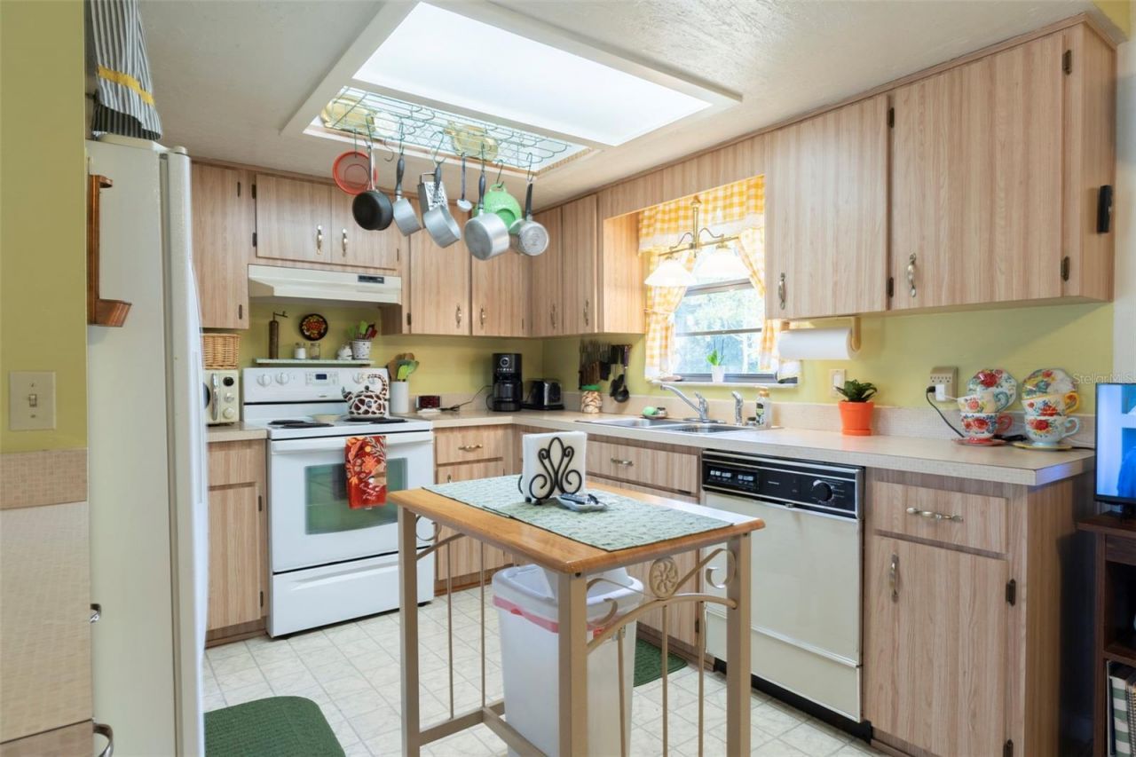 7206 W Matador Lane , Homosassa, FL 34446 Photo