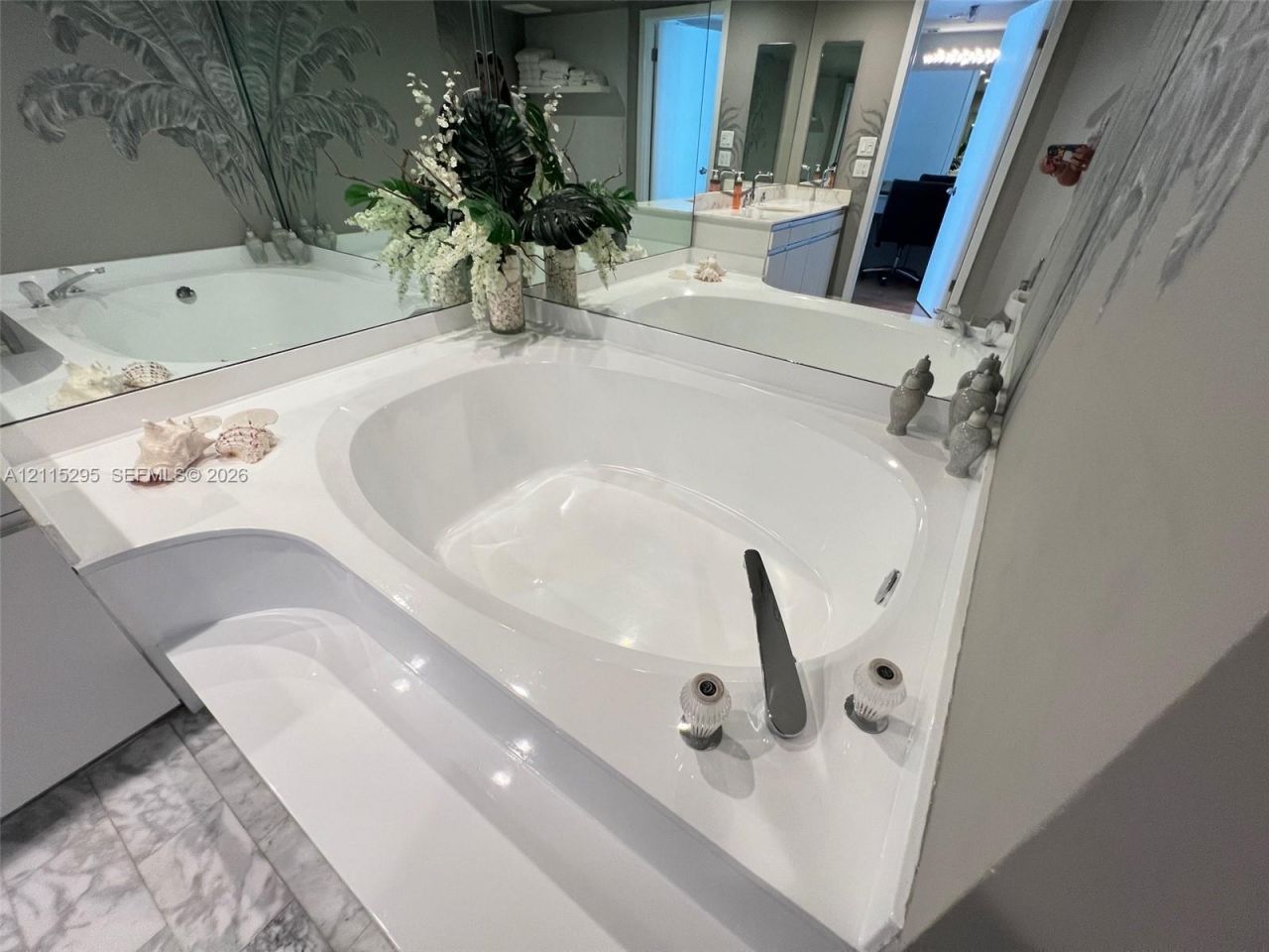 9 Island Ave , Unit 1409, Miami Beach, FL 33139 Photo