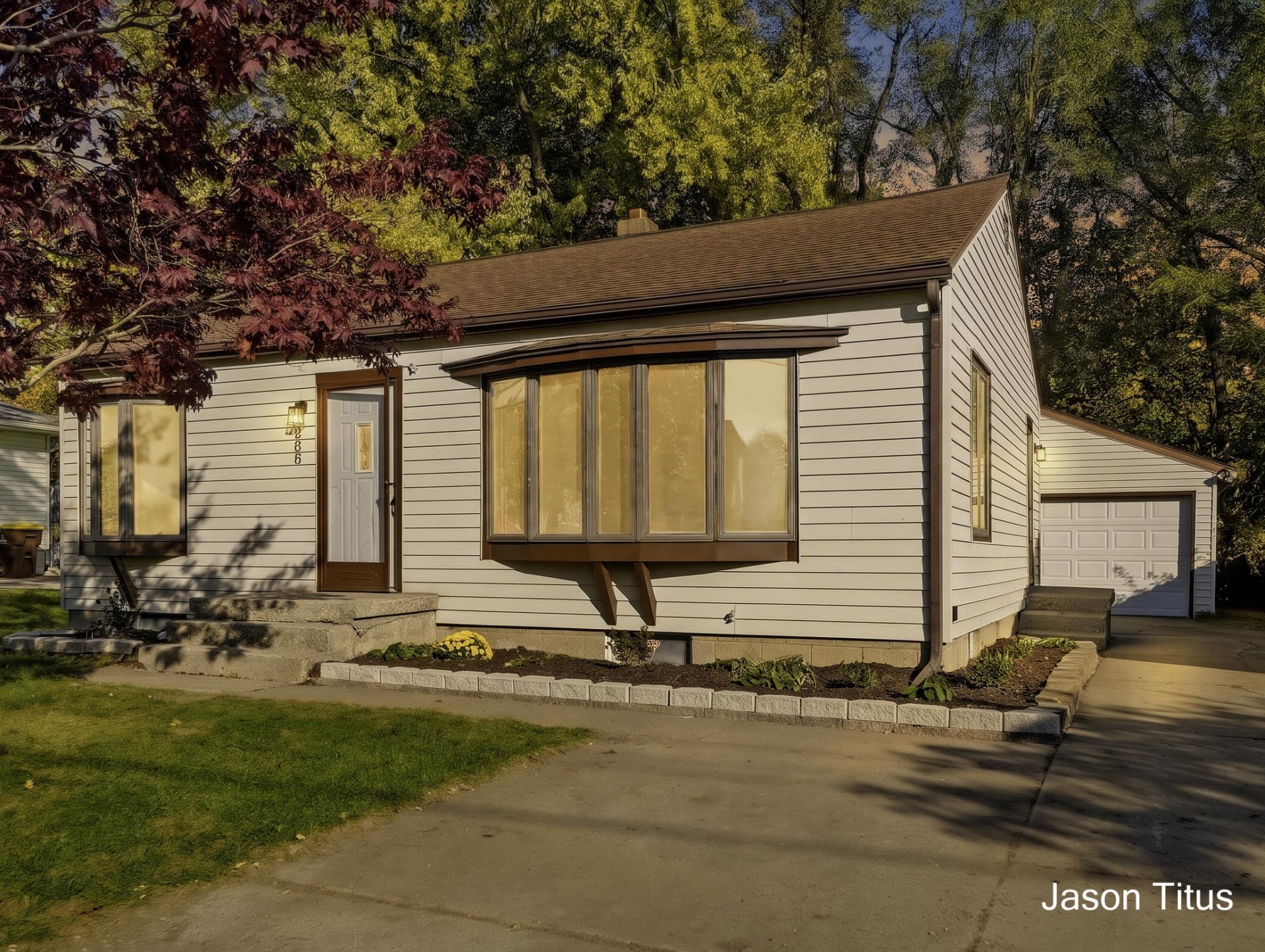 4244 NE Lester Drive Ne, Grand Rapids, MI 49525 Main Photo