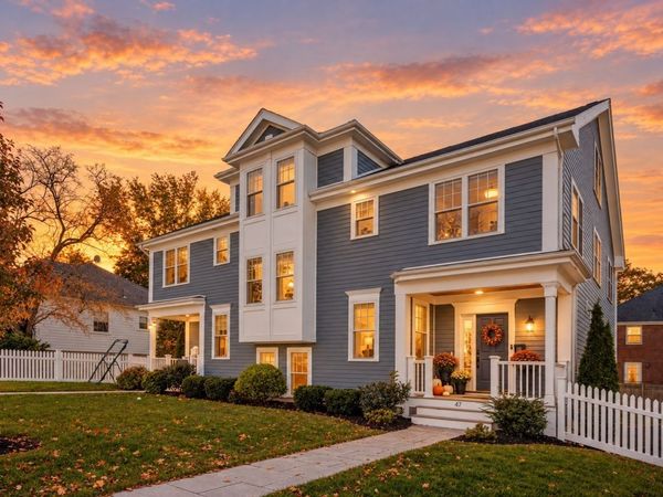 47-49 Blake St, Unit 47, Newton, MA 02460