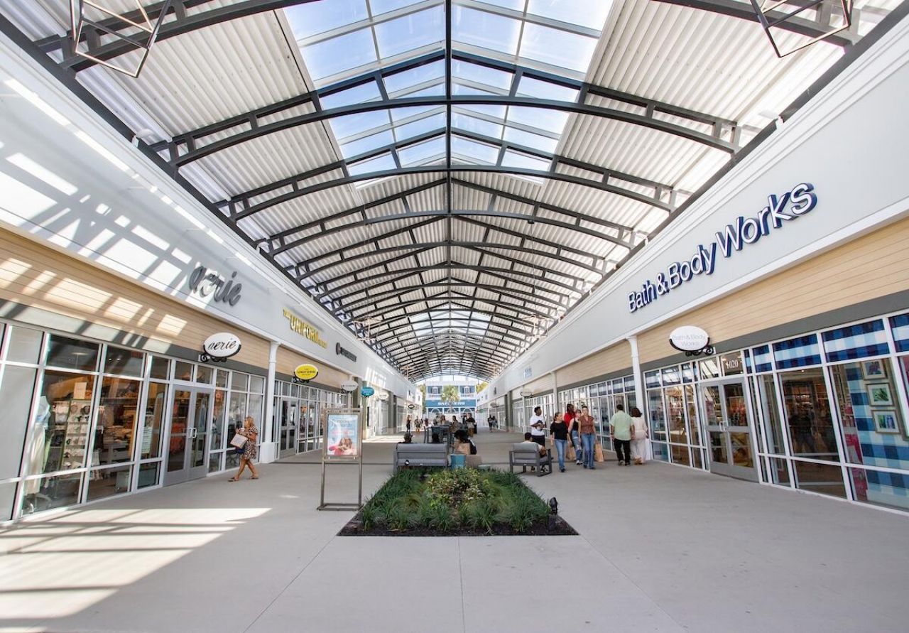 4840 Tanger Outlet Boulevard  Photo 4