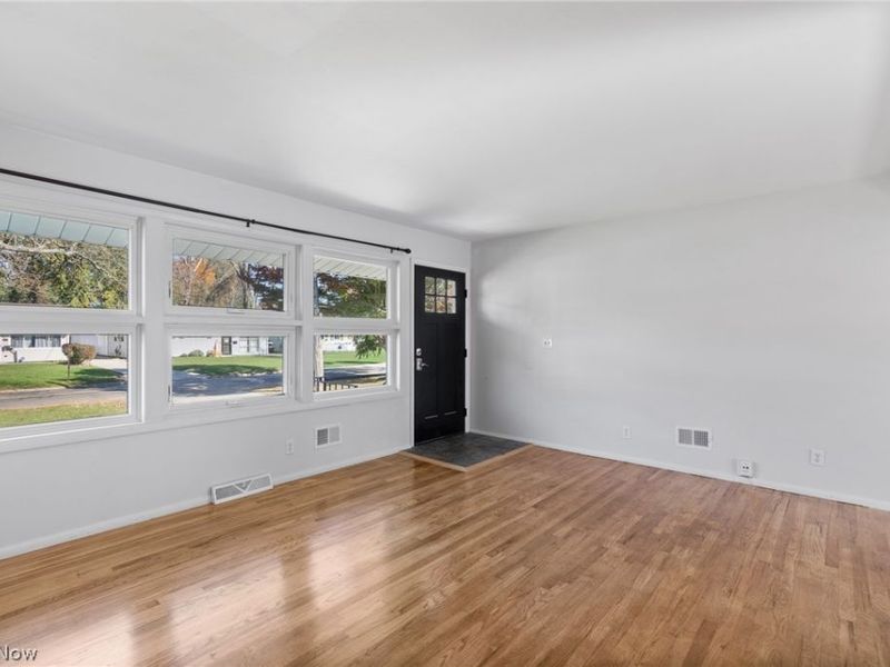 1098 Carnegie Avenue , Akron, OH 44314 Photo 8