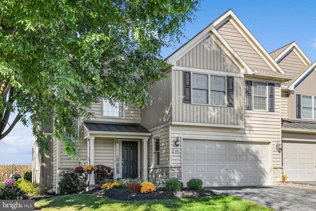 115 FIELDCREST LANE , EPHRATA, PA 17522