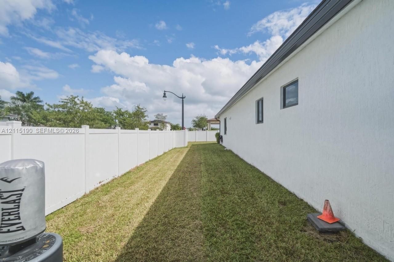 4209 SW 176th Ave, Miramar, FL 33029 Photo