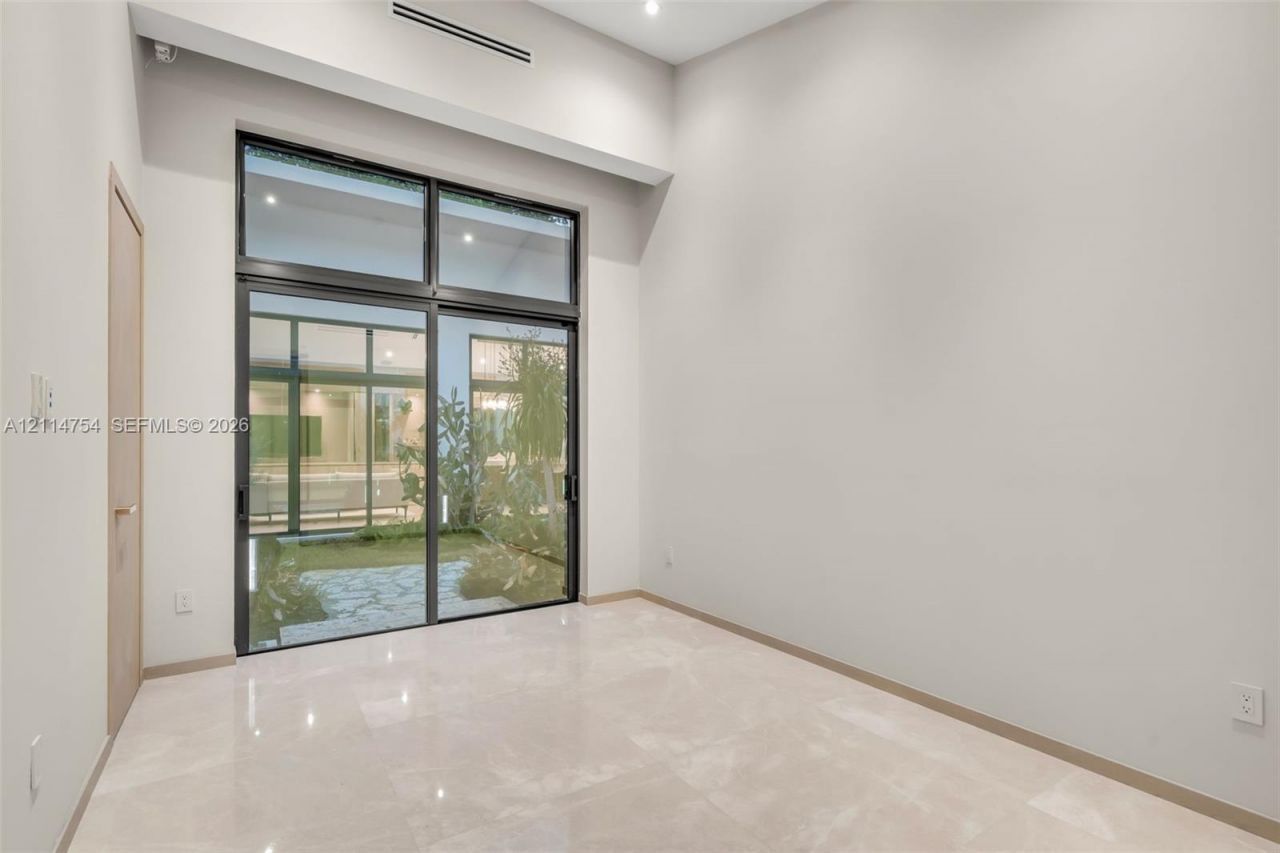 6731 SW 64th Ave , South Miami, FL 33143 Photo