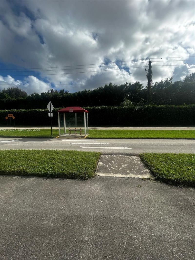 335 Brighton H , Unit H, Boca Raton, FL 33434 Photo