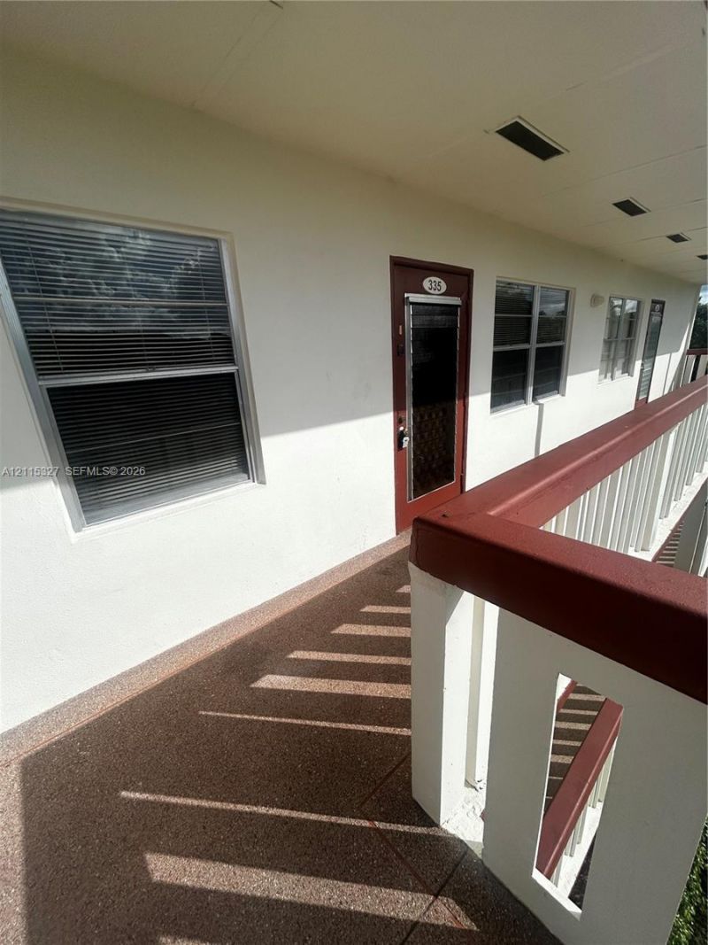 335 Brighton H , Unit H, Boca Raton, FL 33434 Photo