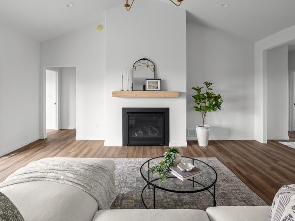 638 Norman Drive , Kindred, ND 58051