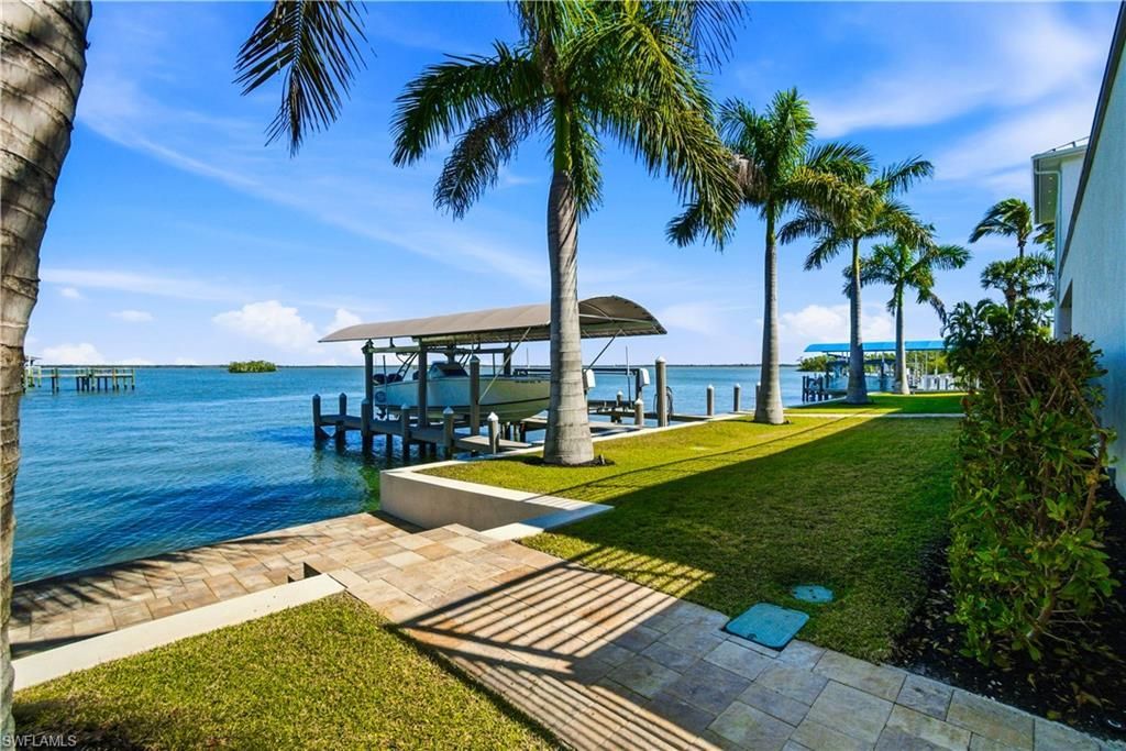 55 Fairview Blvd , Fort Myers Beach, FL 33931 Photo