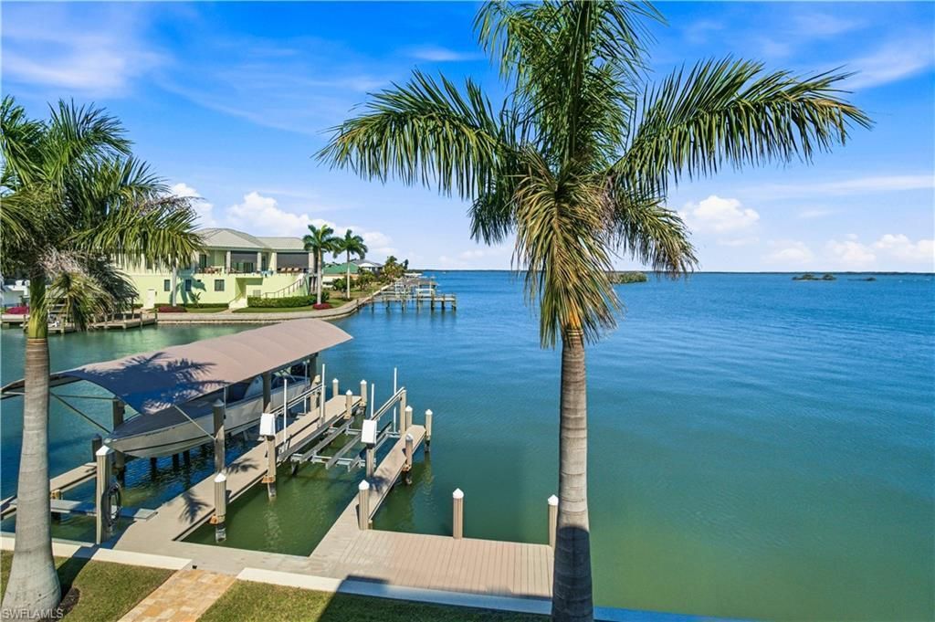 55 Fairview Blvd , Fort Myers Beach, FL 33931 Photo