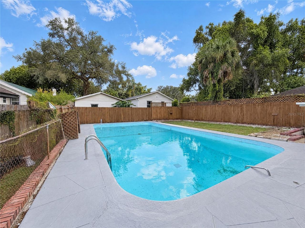 1713 Hillside Drive , Tampa, FL 33610 Photo
