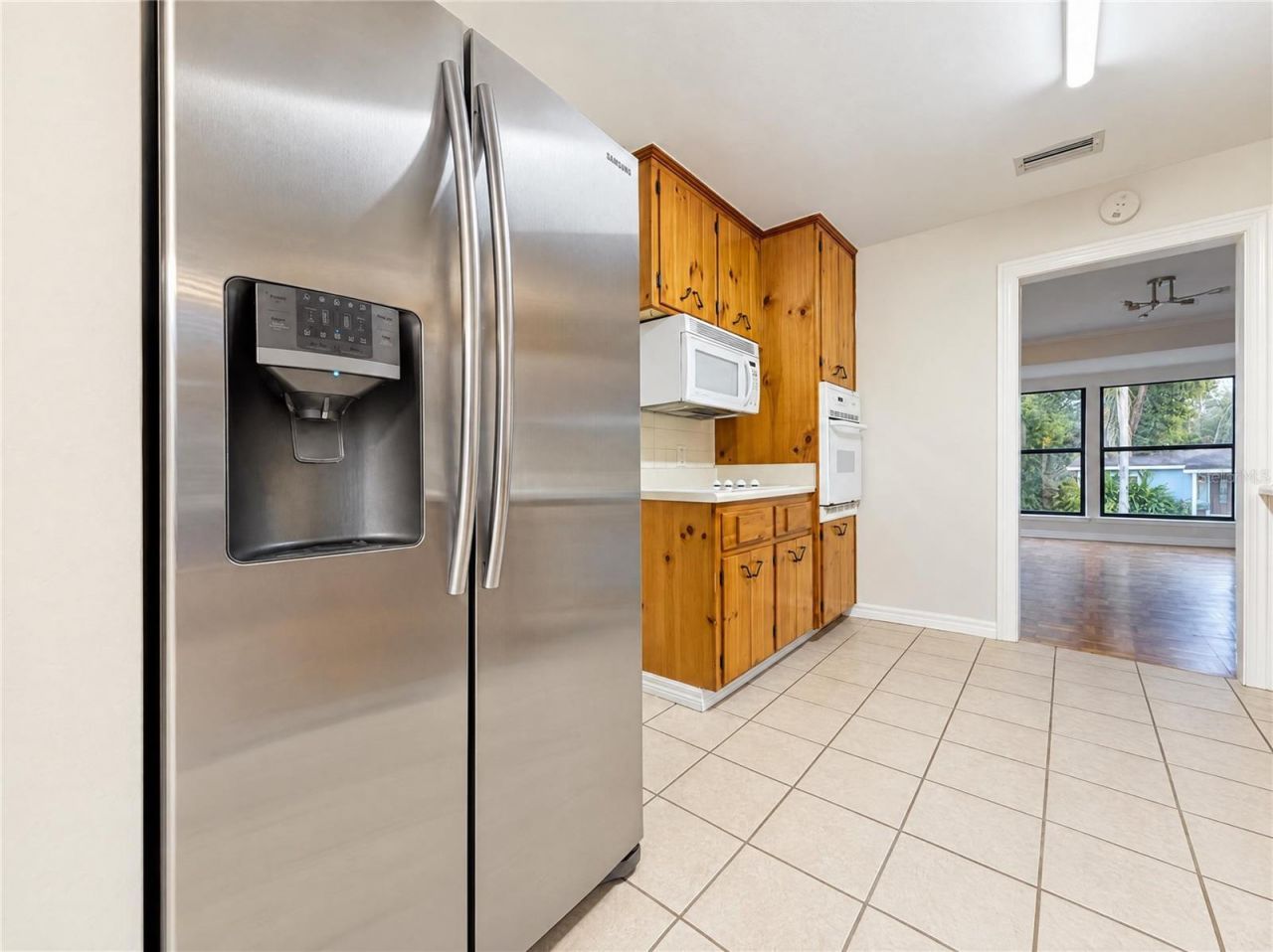 1713 Hillside Drive , Tampa, FL 33610 Photo