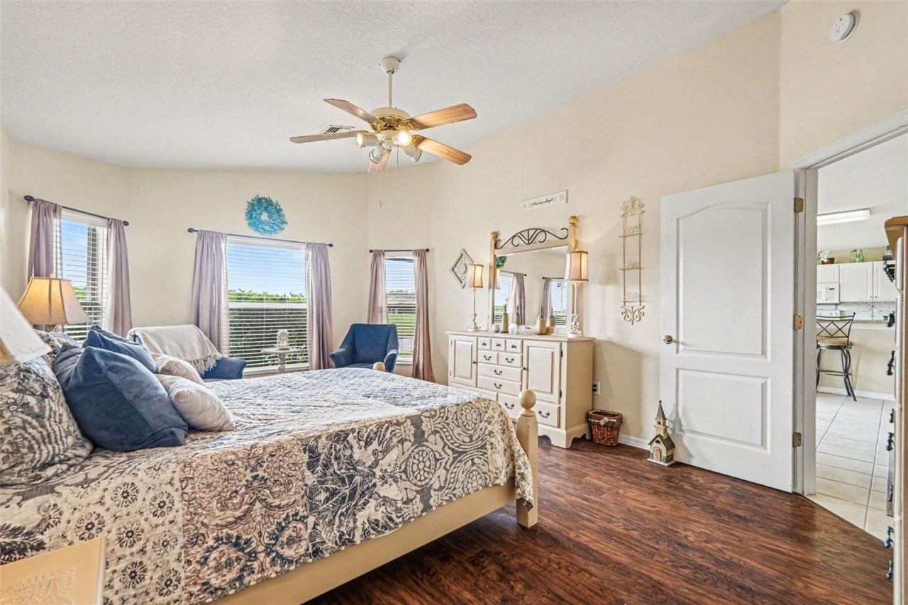 10130 Old Tampa Bay Drive , San Antonio, FL 33576 Photo