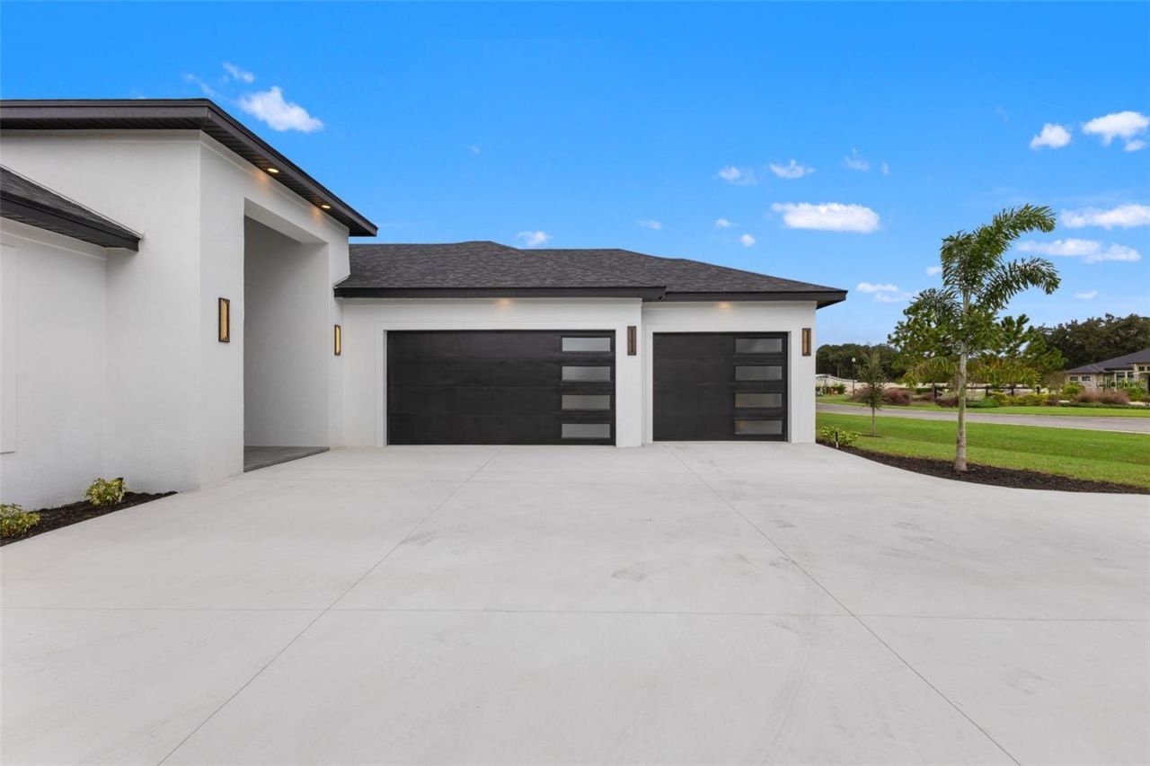14282 Pine Straw Court, Dover, FL 33527 Photo