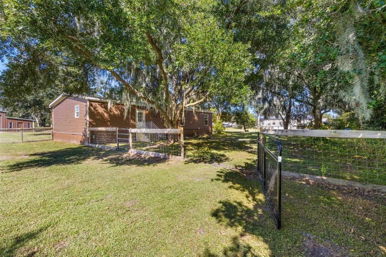 10127 George Smith Road , Lithia, FL 33547 Photo