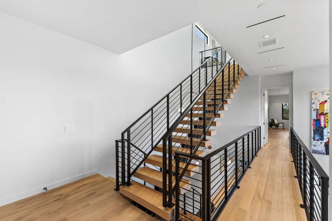 45 27th Street S, Unit 1, Saint Petersburg, FL 33712 Photo