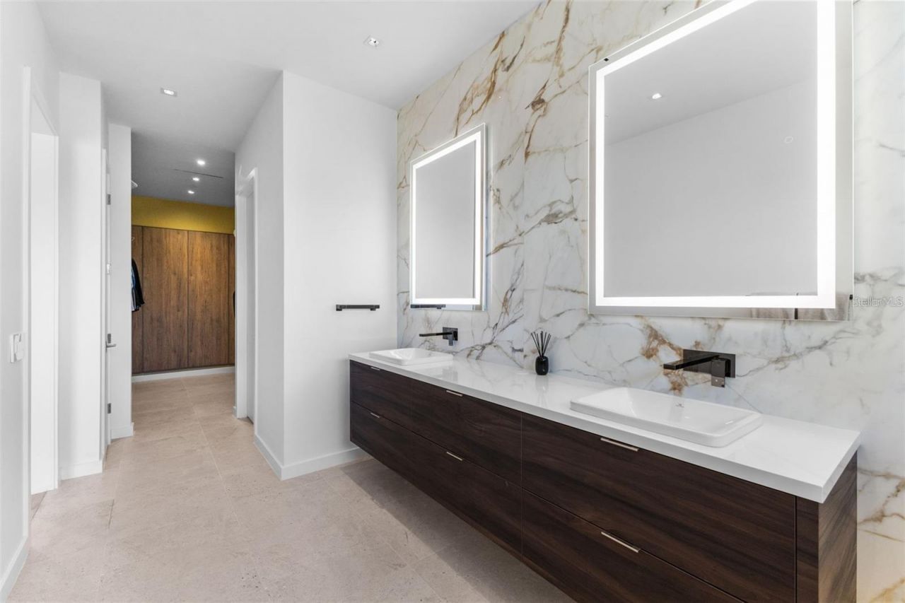 45 27th Street S, Unit 1, Saint Petersburg, FL 33712 Photo