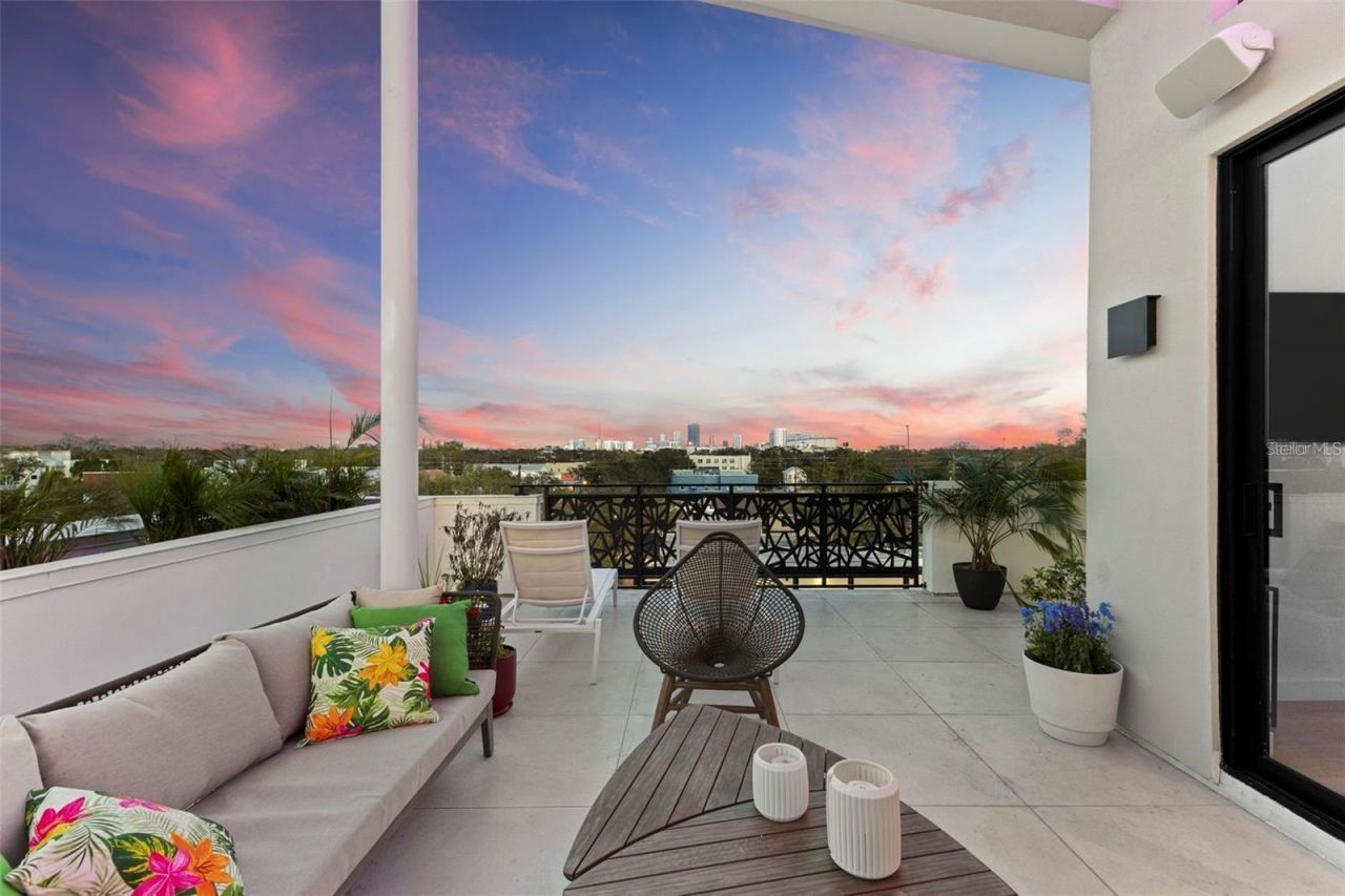 45 27th Street S, Unit 1, Saint Petersburg, FL 33712 Photo