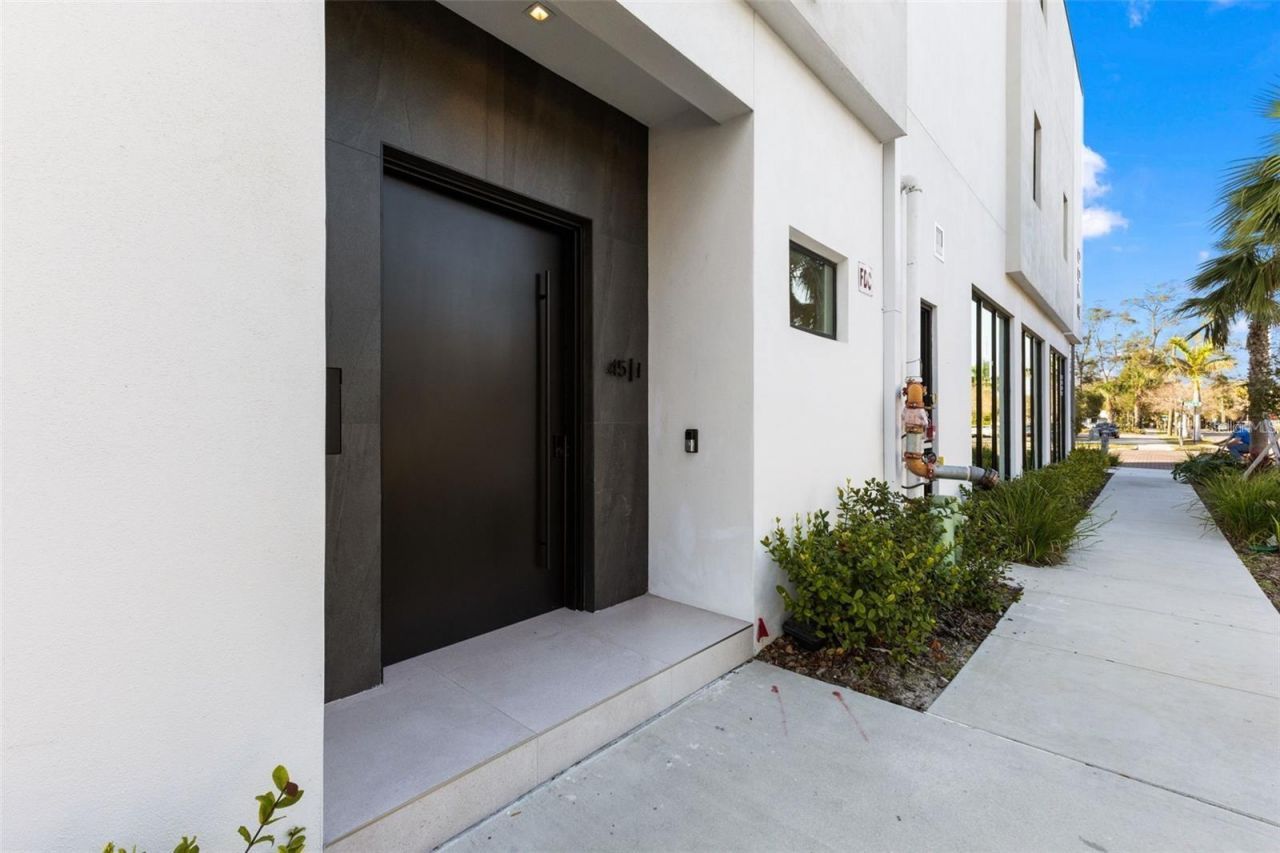 45 27th Street S, Unit 1, Saint Petersburg, FL 33712 Photo