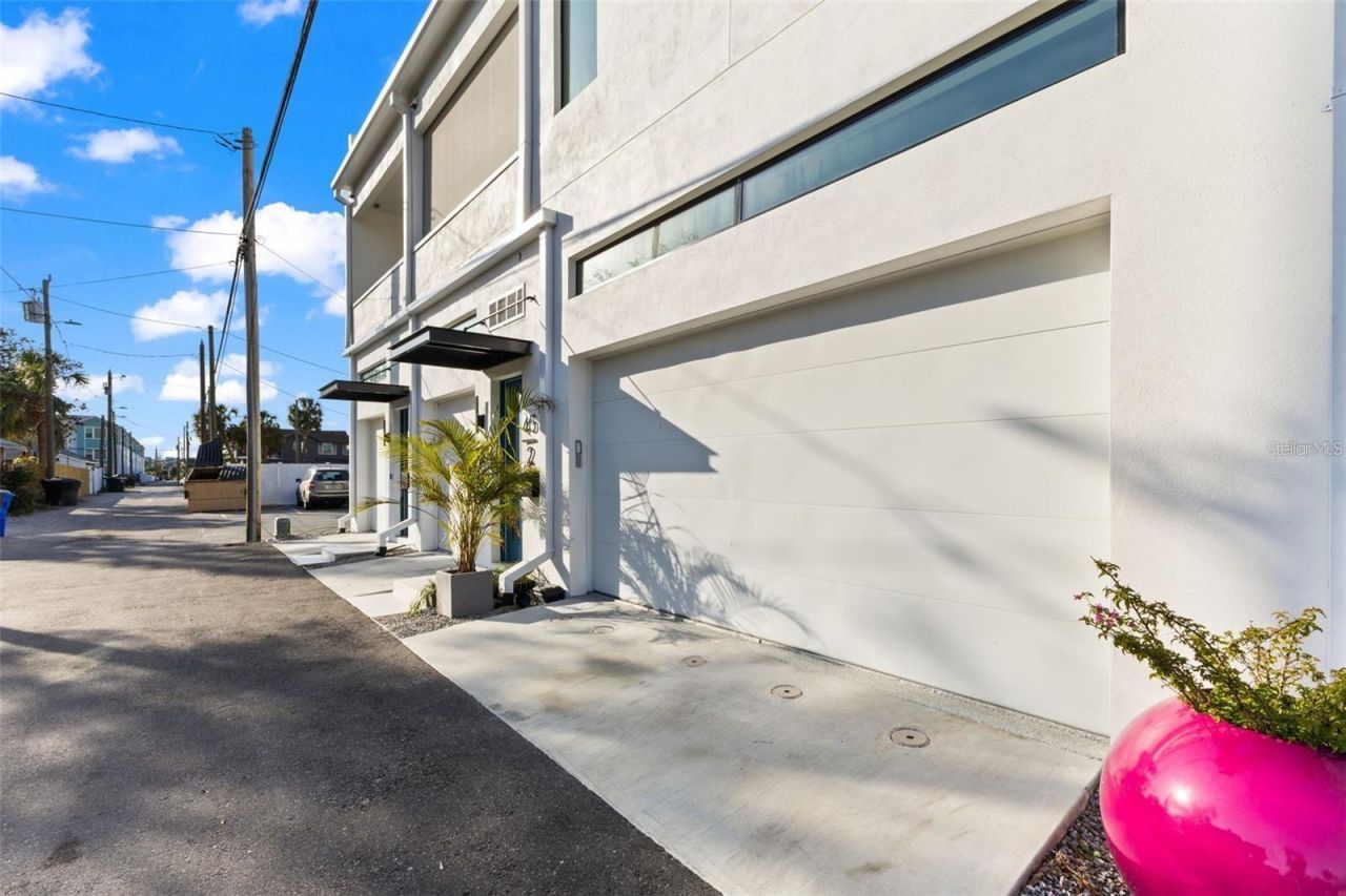 45 27th Street S, Unit 1, Saint Petersburg, FL 33712 Photo