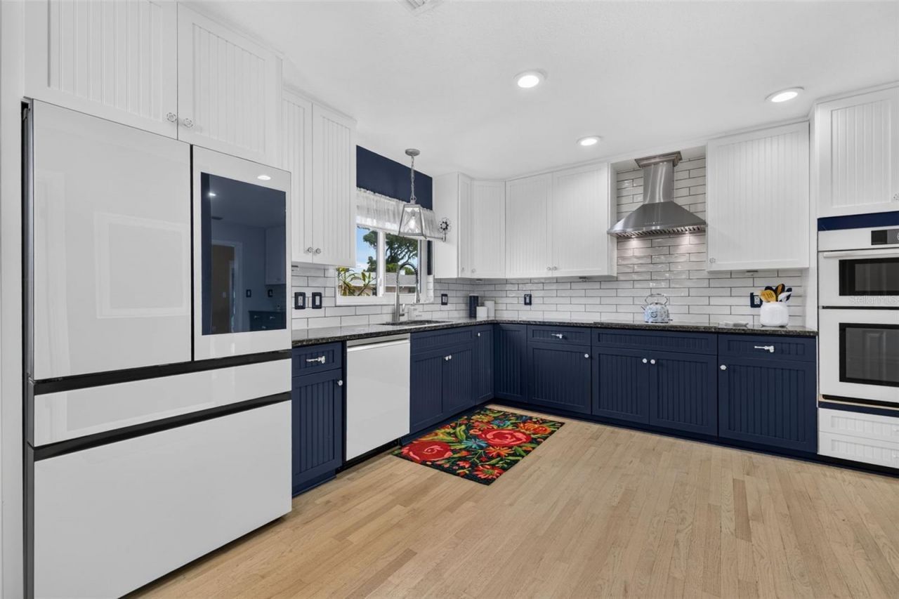 628 64th Street N, Saint Petersburg, FL 33710 Photo