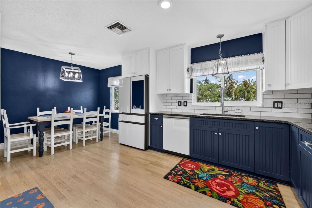 628 64th Street N, Saint Petersburg, FL 33710 Photo