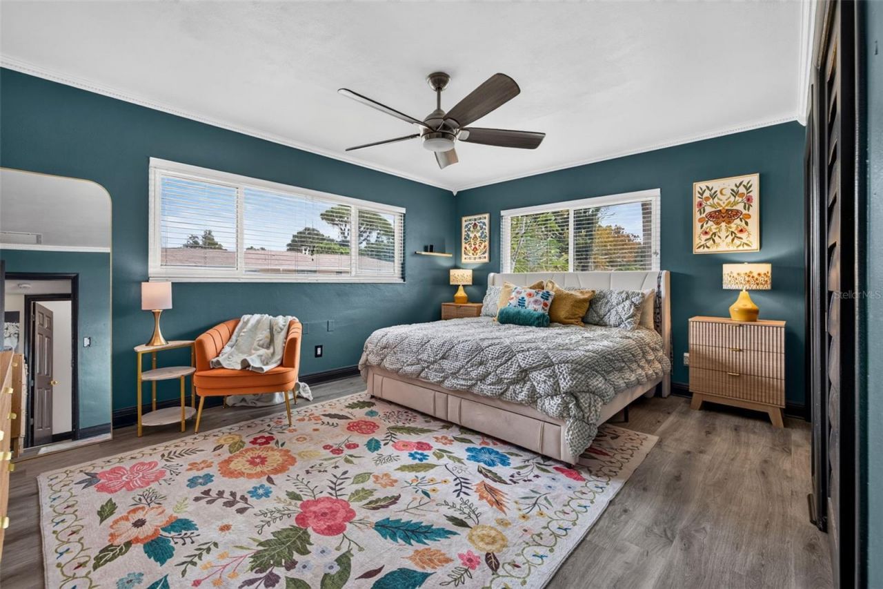 628 64th Street N, Saint Petersburg, FL 33710 Photo