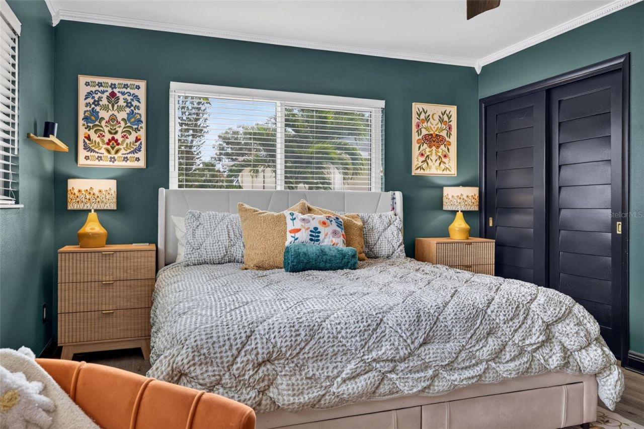 628 64th Street N, Saint Petersburg, FL 33710 Photo