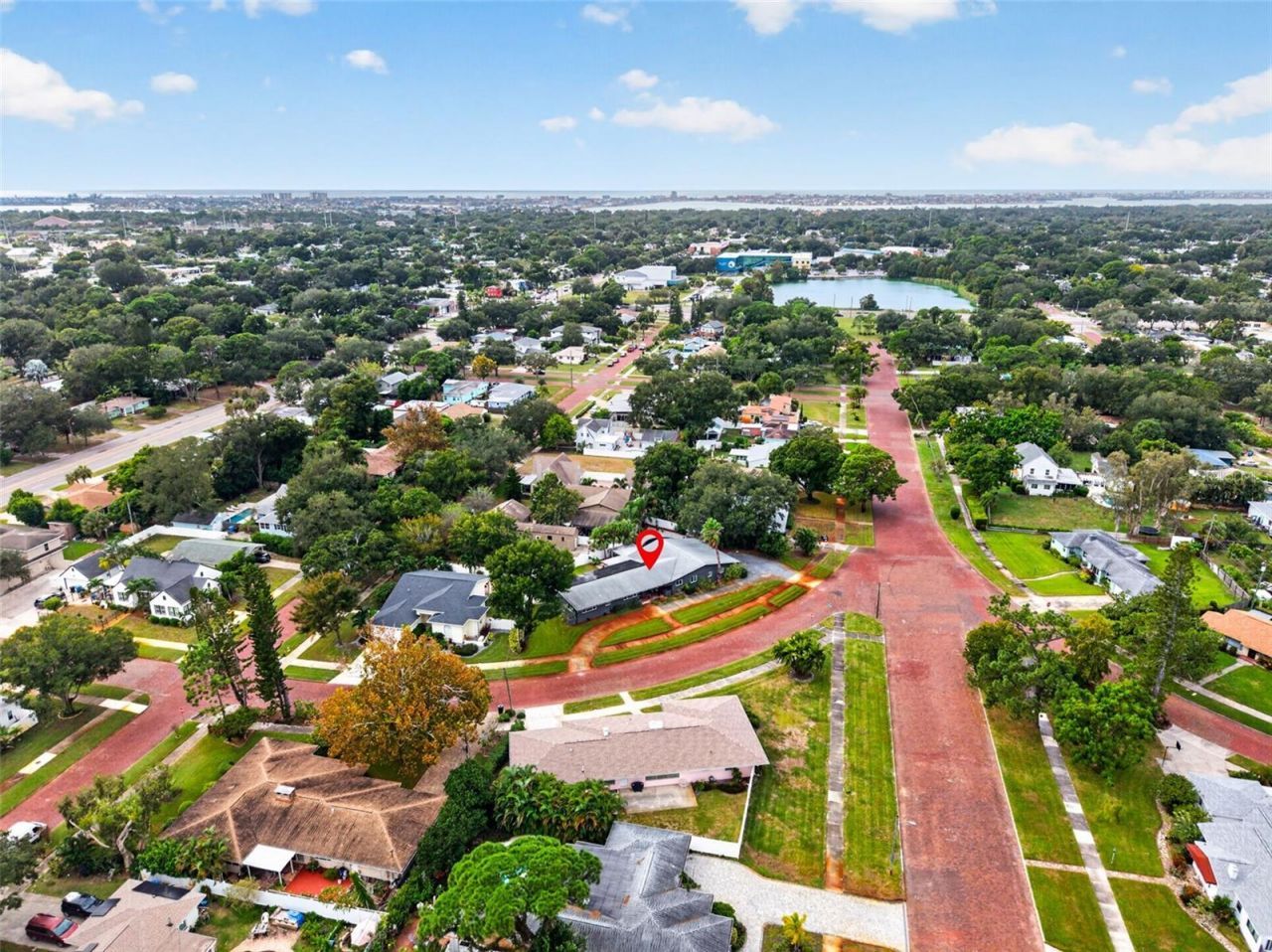 628 64th Street N, Saint Petersburg, FL 33710 Photo