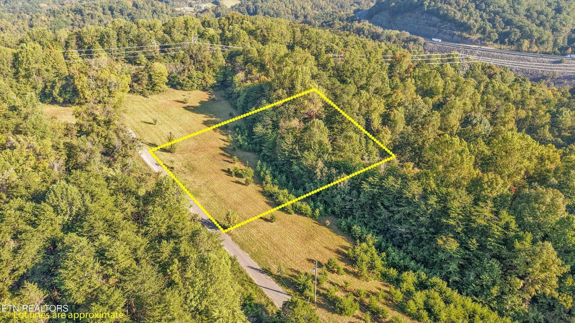 2 Ventis Lane , Powell, TN 37849 Main Photo