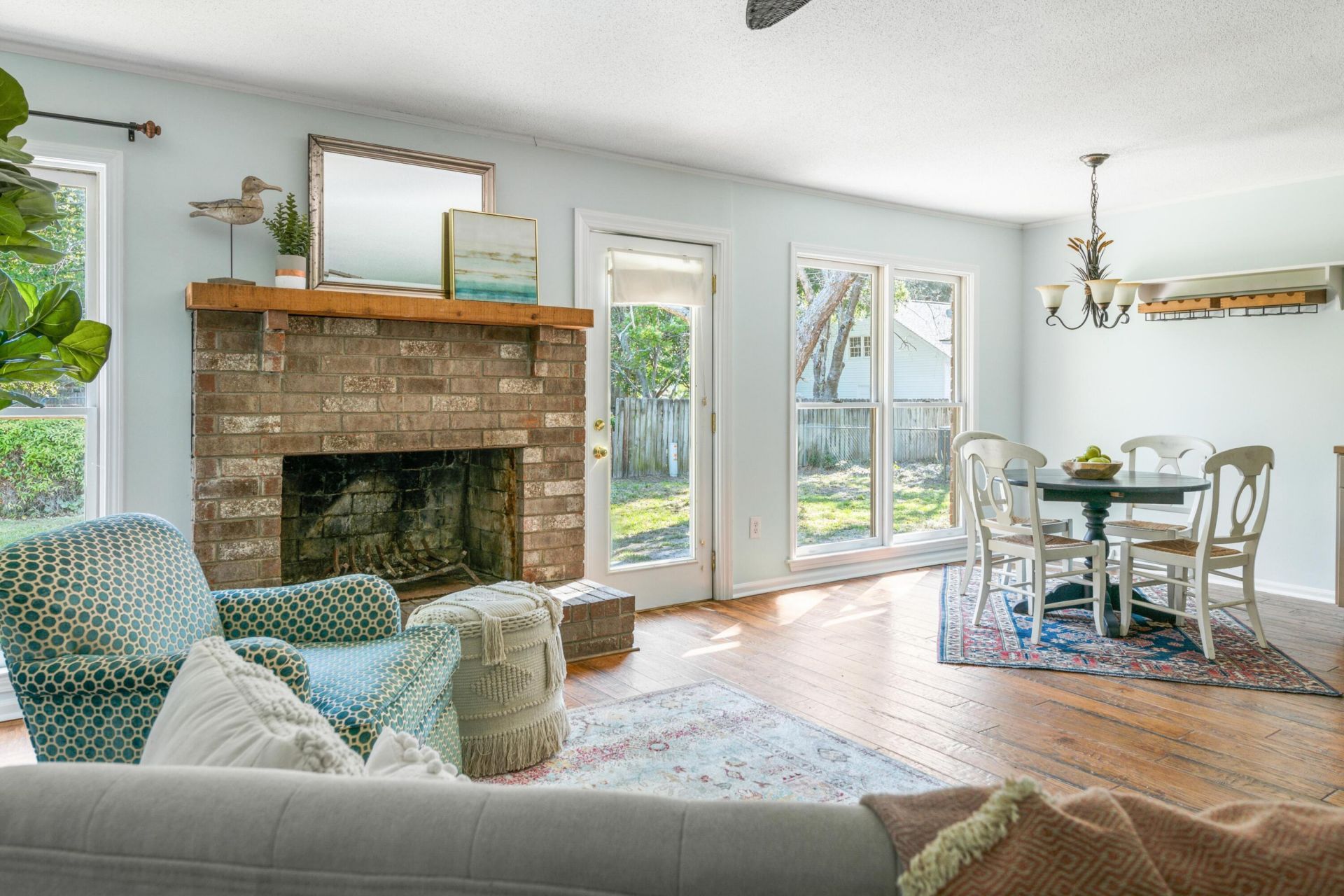 1115 Talisman Road Photo 4
