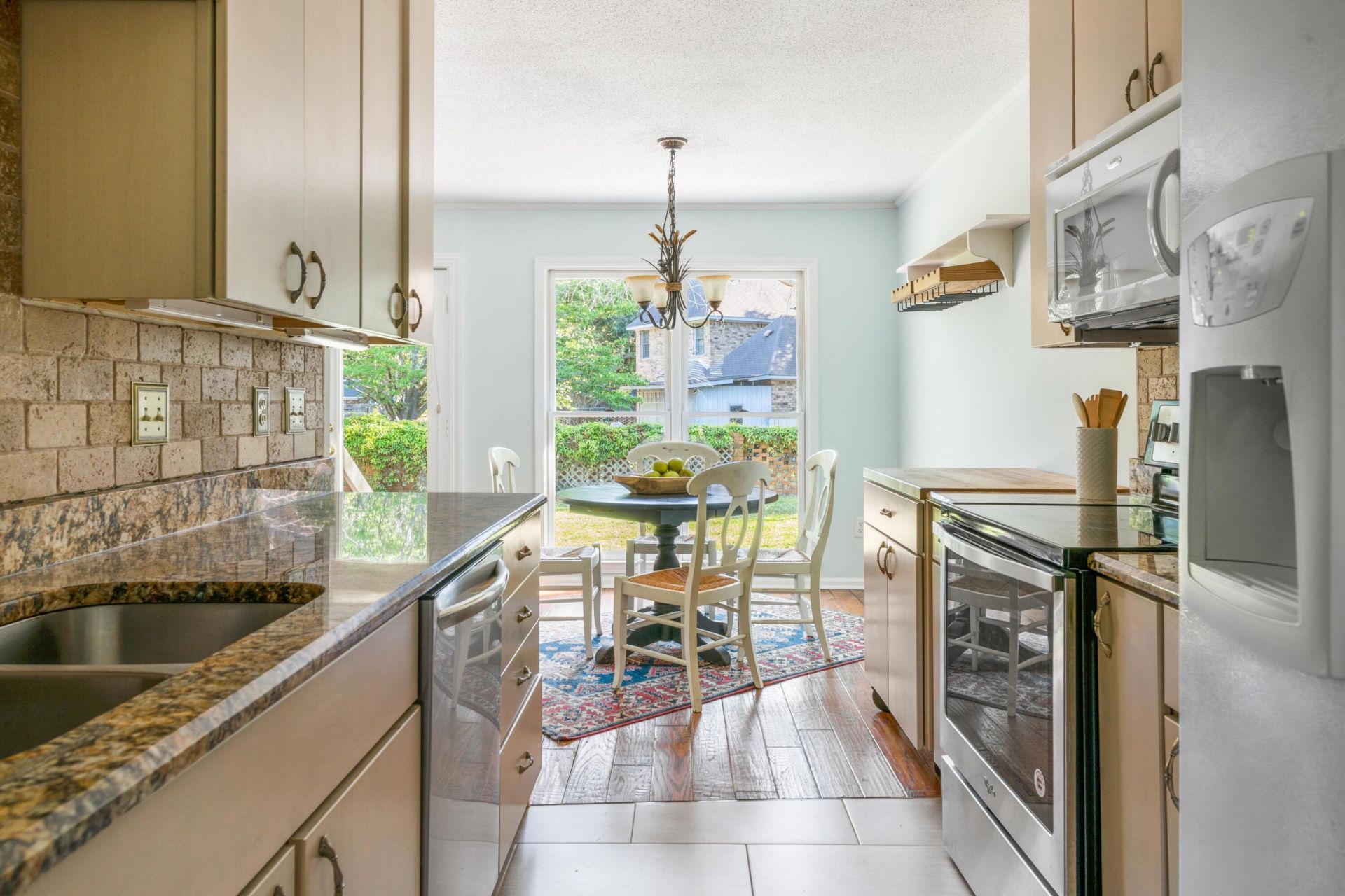 1115 Talisman Road Photo 9